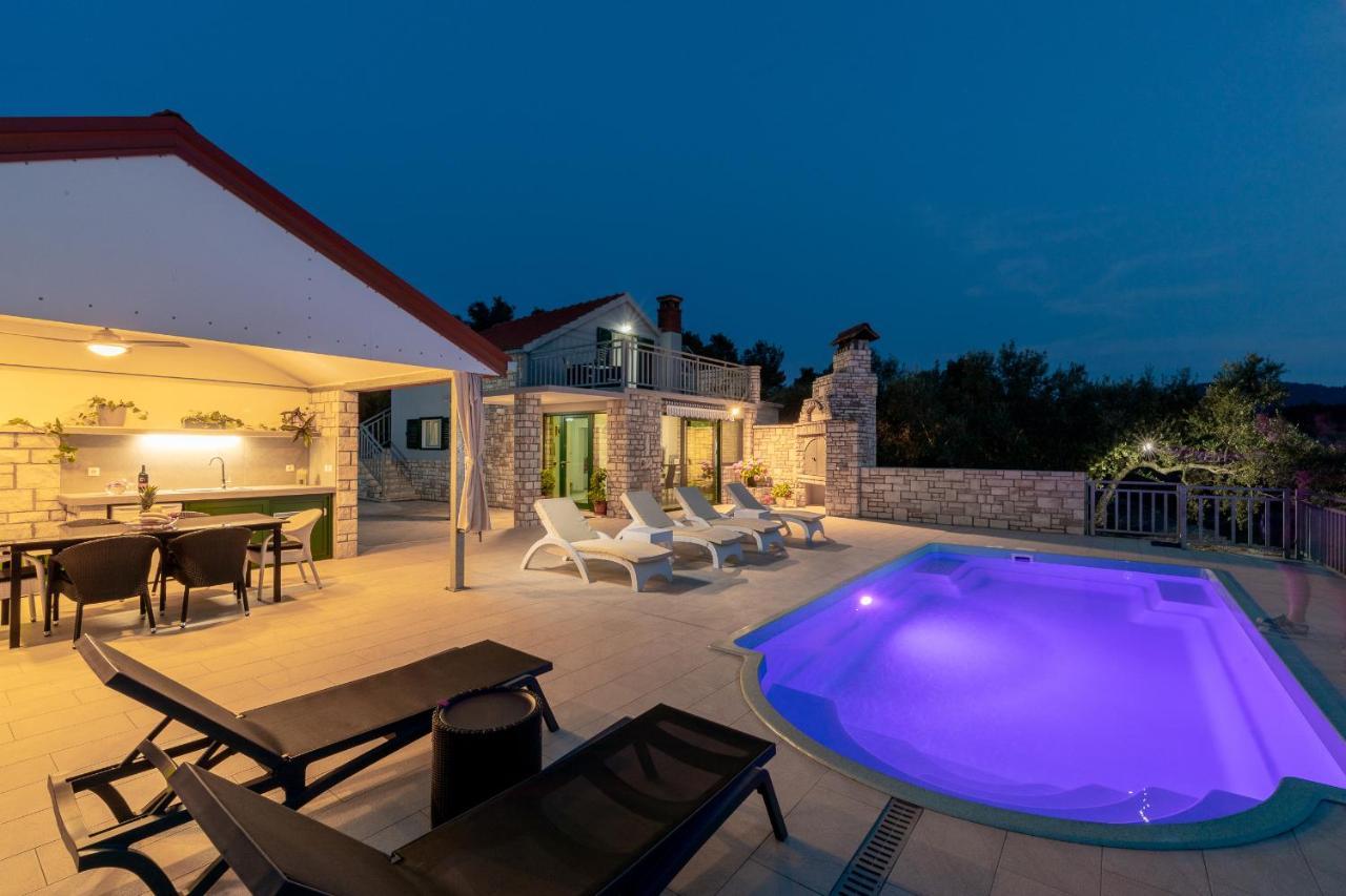 Villa Barbara - Olive Paradise Vela Luka Bagian luar foto