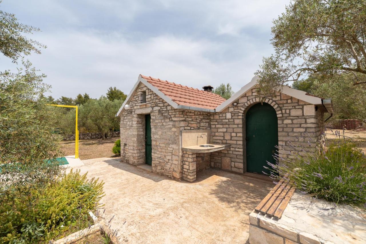 Villa Barbara - Olive Paradise Vela Luka Bagian luar foto